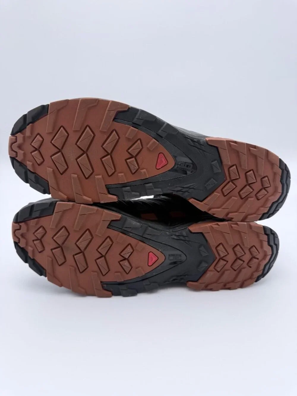 Salomon XA Pro 3D Mens Trail Running Shoes GoreTex Black Brown Size 11.5 Outsole